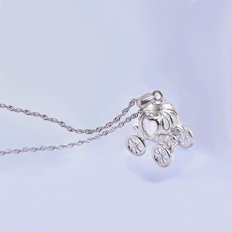 Princess Carriage Charm Pendant Necklace – Cute Statement Jewelly