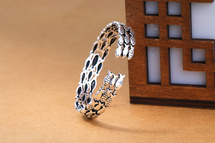 Ocean Fish Pattern Open Cuﬀ Bracelet – Oxidised Finish Statement kada