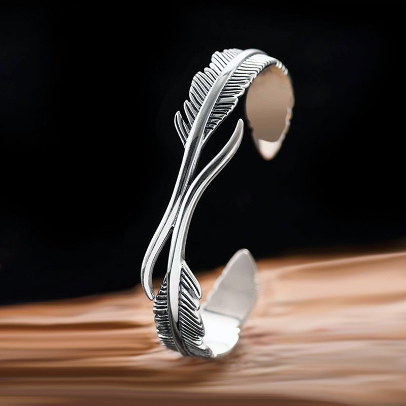 Feather Twist Open Cuﬀ Bracelet – Silver Statement Wristwear