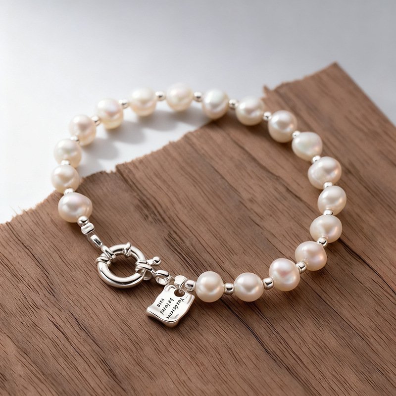 Pearl Charm Beaded Bracelet – Timeless Classic Design - Image 2