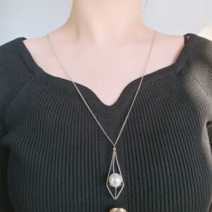 geometric-pearl-drop-pendant-necklace-gold-tone-minimal-design