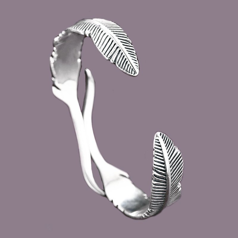 Feather Twist Open Cuff Bracelet – Silver Statement Wristwear - Image 4
