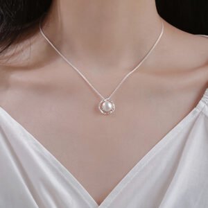 floral-frame-pearl-pendant-necklace-delicate-everyday-jewellery